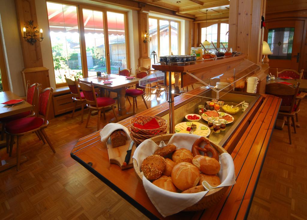 Alpenlodge Пфронтен Экстерьер фото