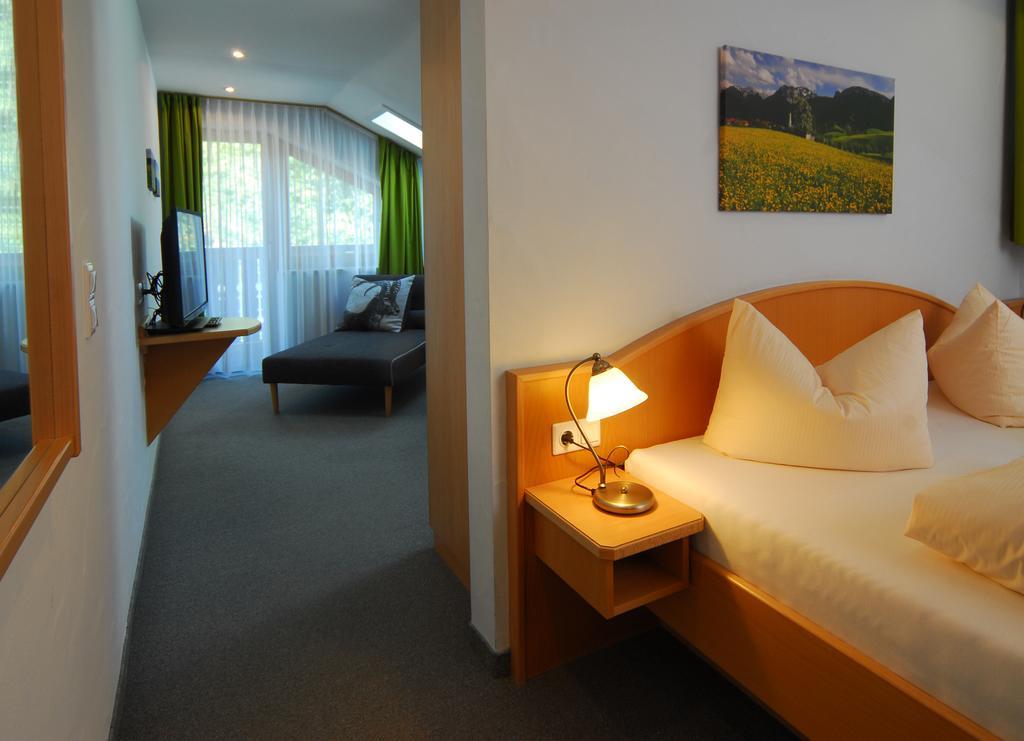 Alpenlodge Пфронтен Номер фото